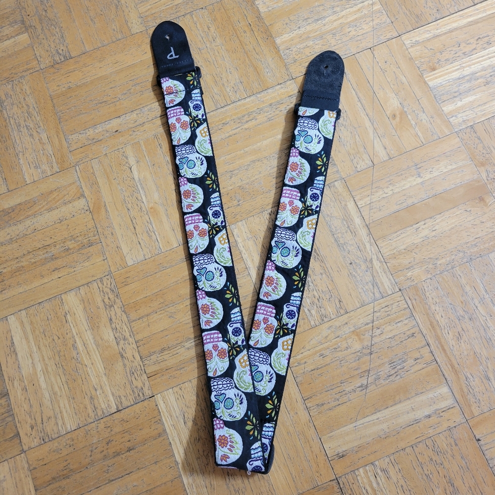 Perri's Colorful Skull Pattern Guitar Strap